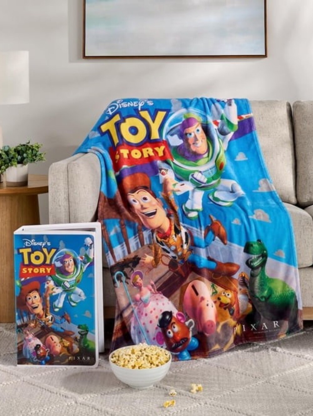 NIB Disney Classic TOY STORY VHS Boxed Silk Touch Throw, 50" x 70"